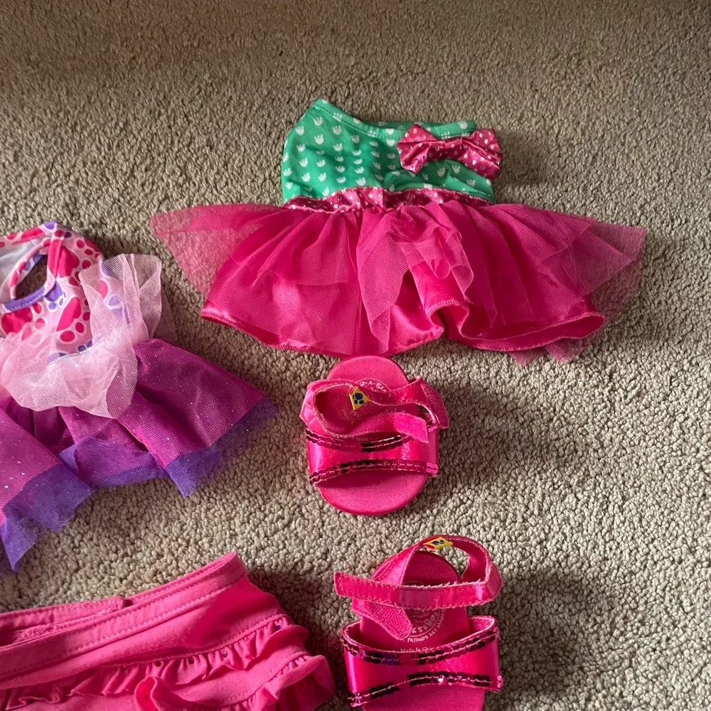 Build a bear different outfits - Picture 3 of 4
